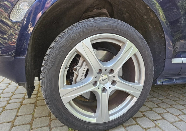 Porsche Cayenne cena 41000 przebieg: 206870, rok produkcji 2006 z Józefów małe 254